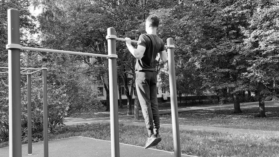 Как научиться подтягиваться на перекладине: Подробная инструкция для начинающих